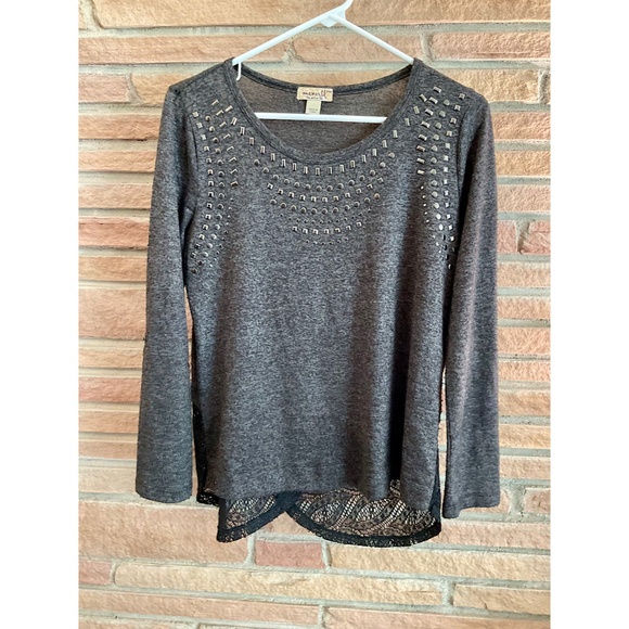 One World Live And Let Live Gray Embellished Top Med - Picture 6 of 9